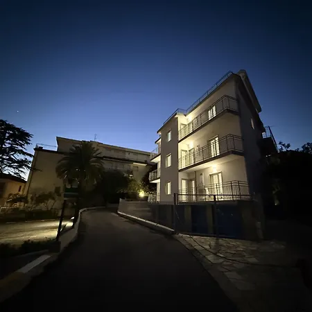 Cristallo 4 Apartment